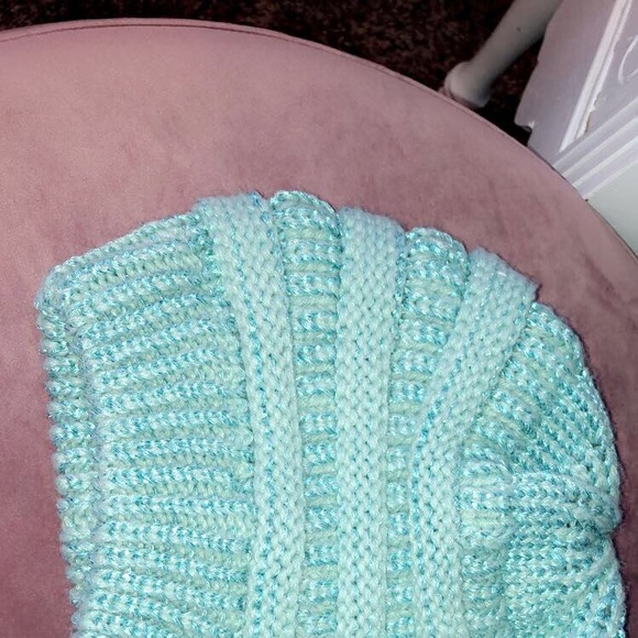 C.C’s Beanie - Picture 3 of 3